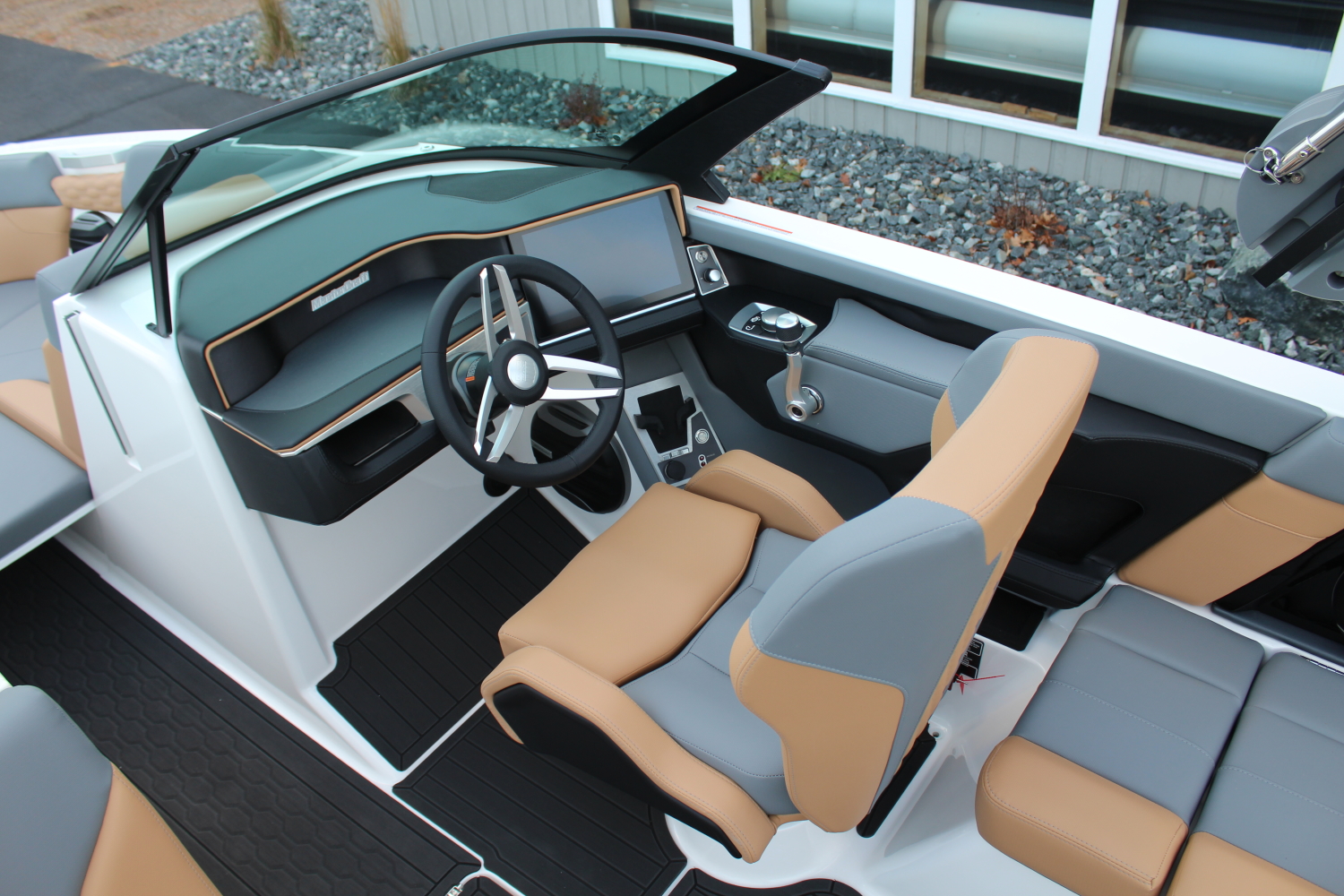 2026 MasterCraft XT22