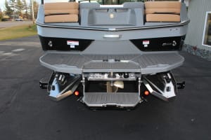 2026-mastercraft-xt22-123300-image5
