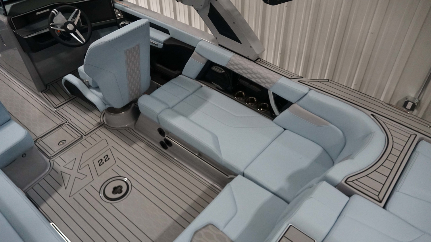 2026 MasterCraft XT22