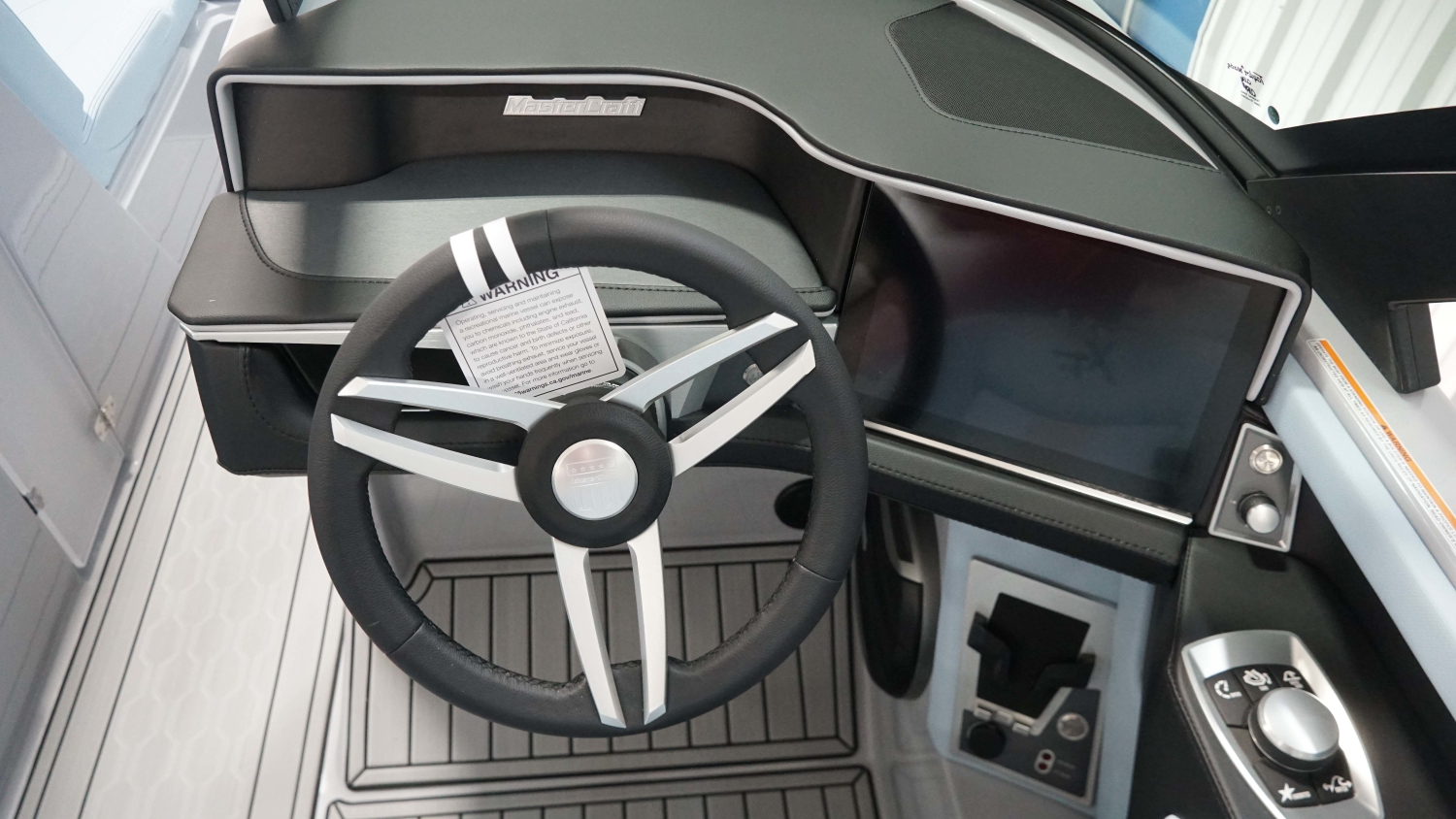2026 MasterCraft XT22