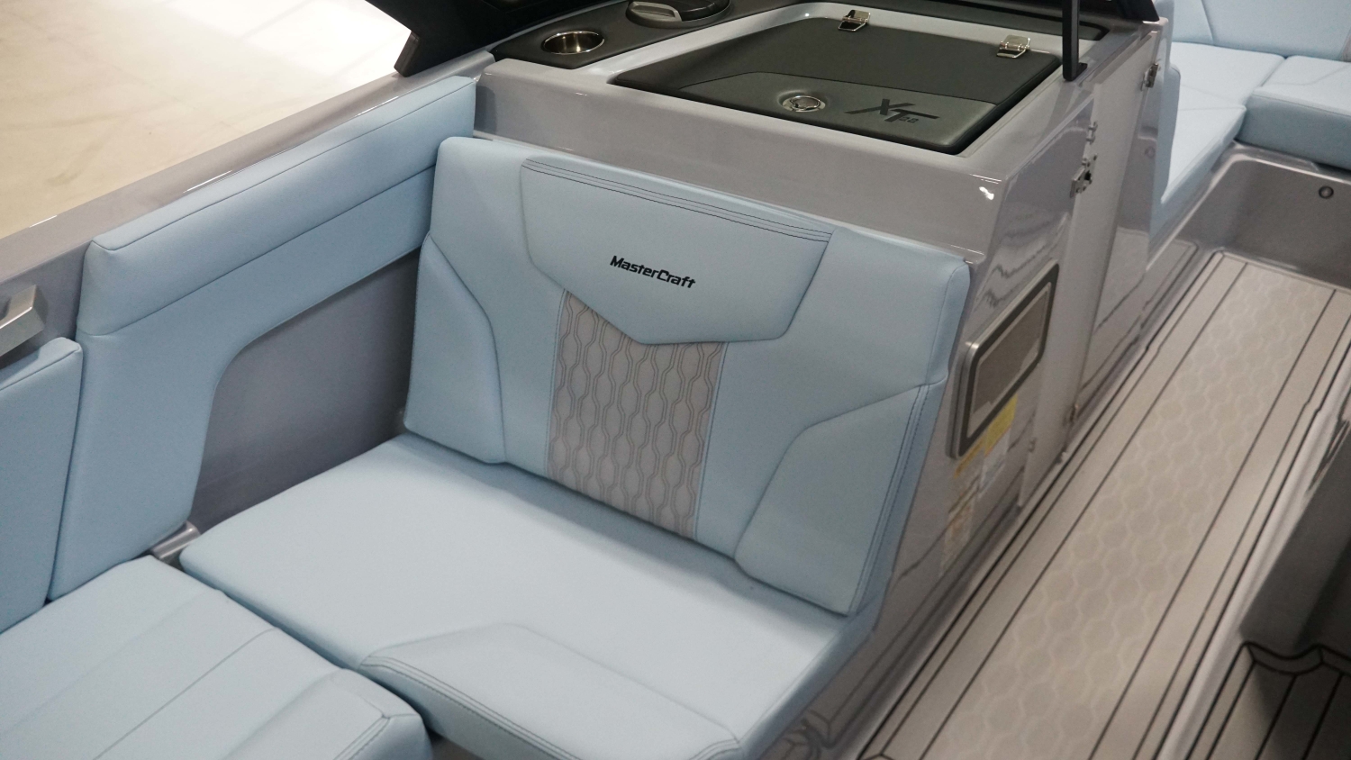 2026 MasterCraft XT22