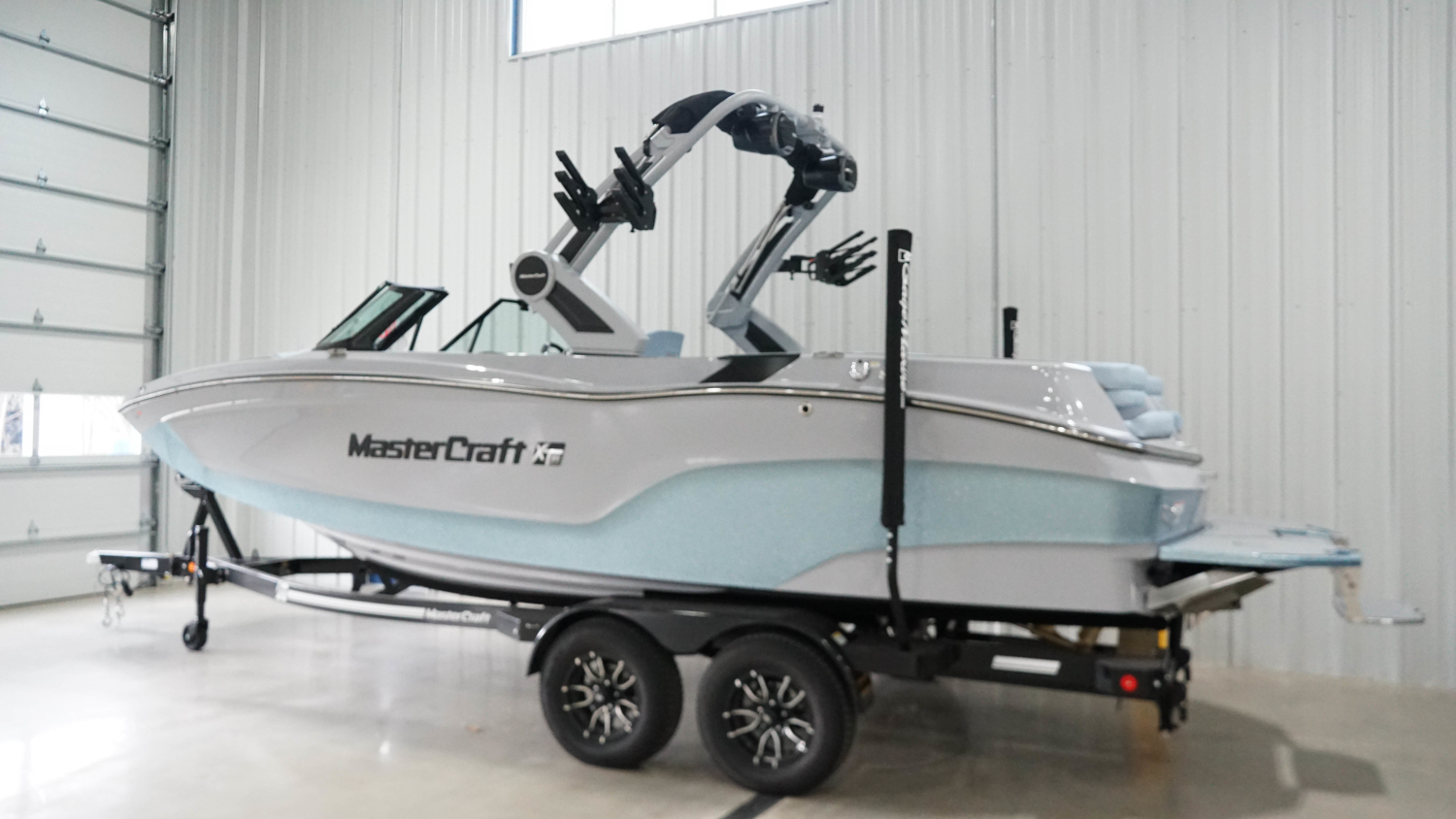 2026 MasterCraft XT22