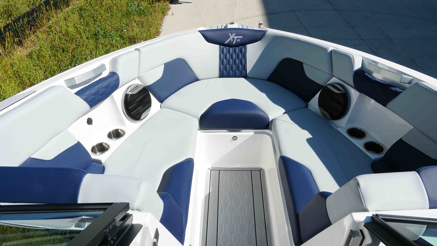 2026 MasterCraft XT23