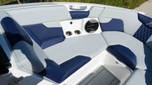 2026-mastercraft-xt23-123303-image17