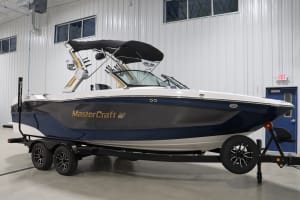 2026-mastercraft-xt23-123303-image1