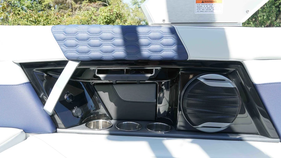 2026-mastercraft-xt23-123303-image26