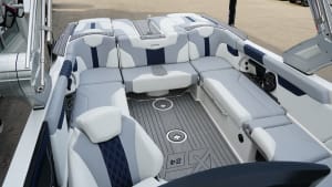 2022-mastercraft-xt24-123305-image13