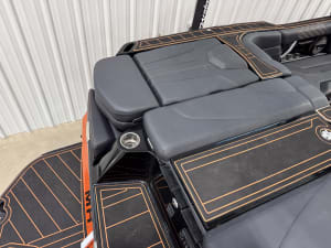 2023-mastercraft-xt24-123307-image7