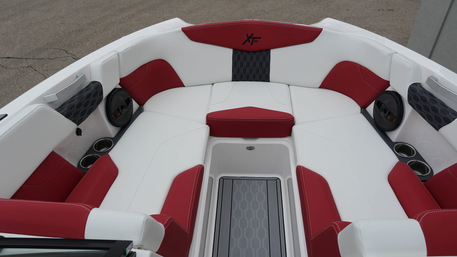 2025 MasterCraft XT24