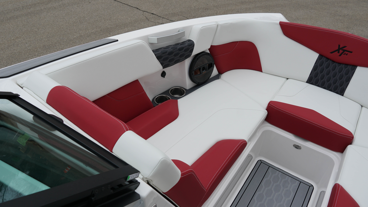2025 MasterCraft XT24