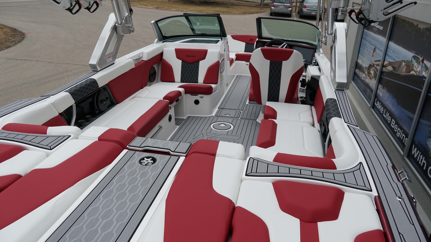 2025 MasterCraft XT24