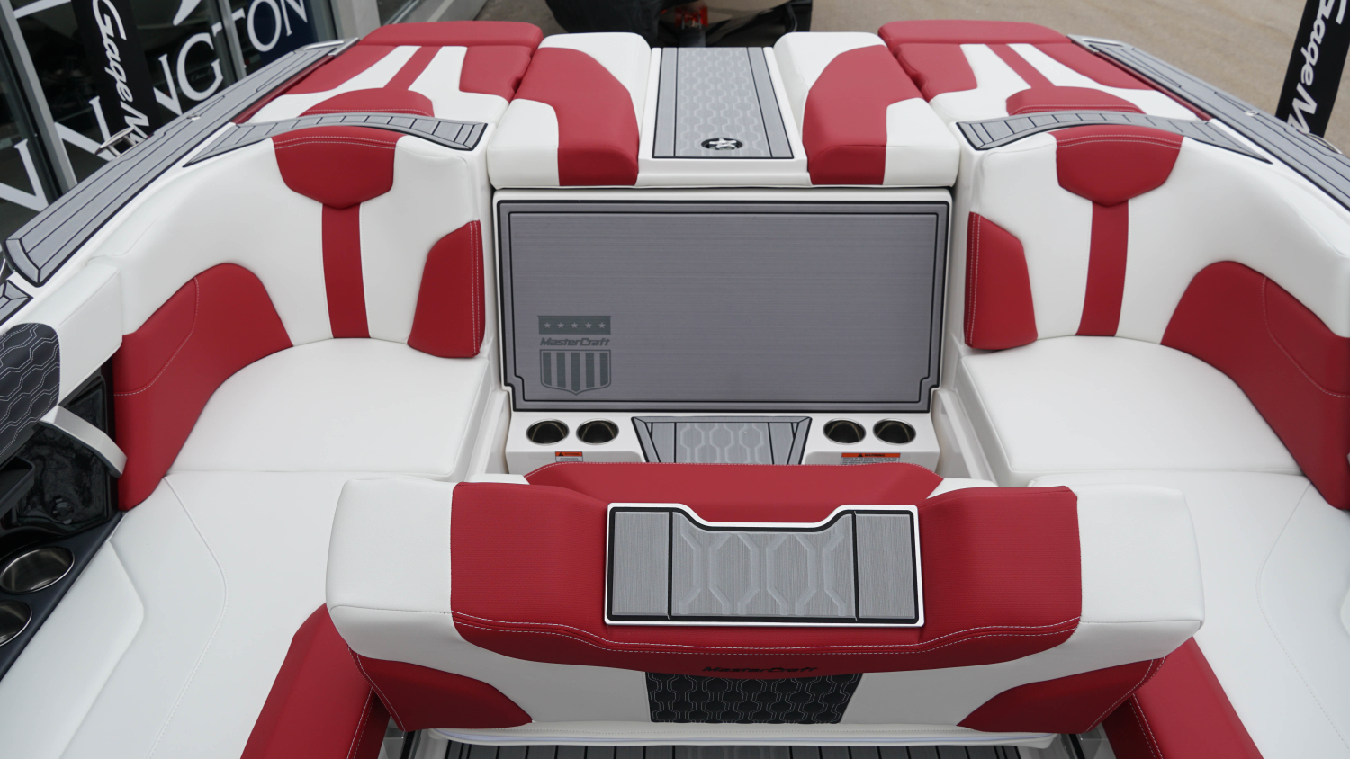 2025 MasterCraft XT24