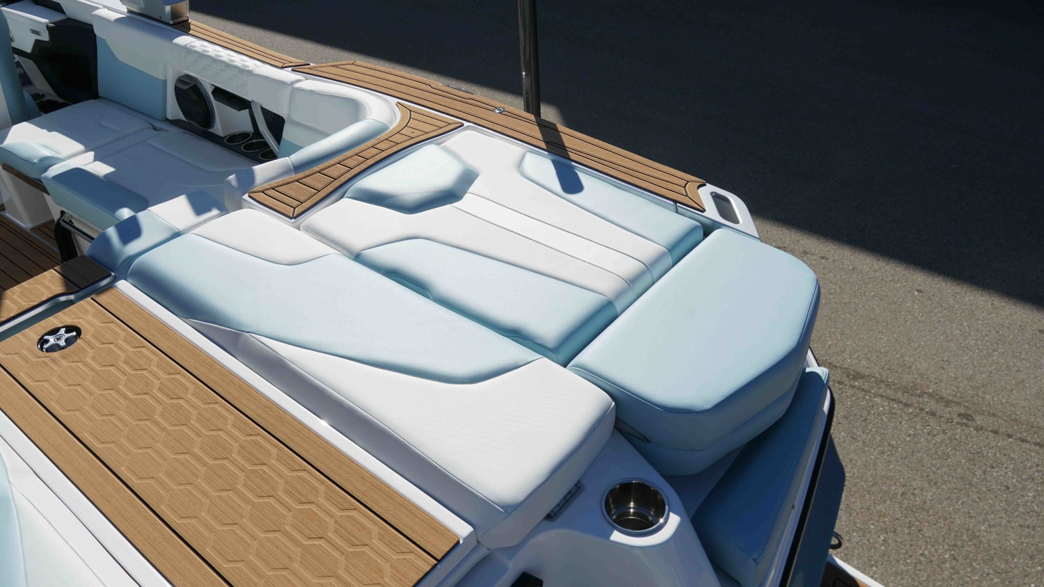2026 MasterCraft XT24