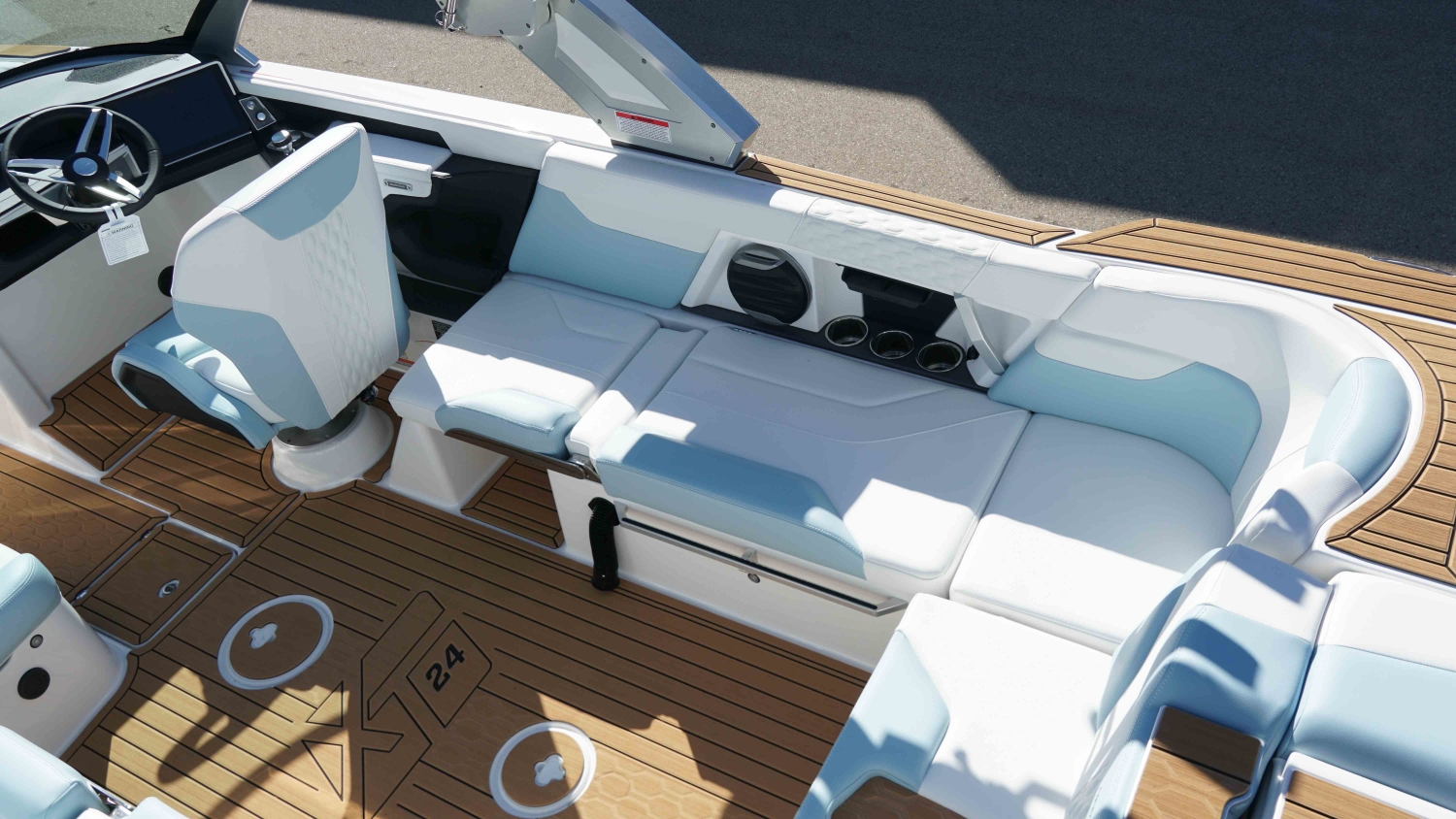 2026 MasterCraft XT24