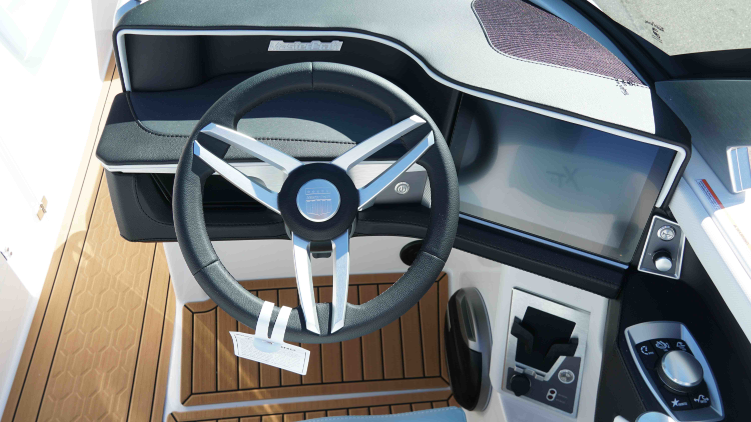 2026 MasterCraft XT24