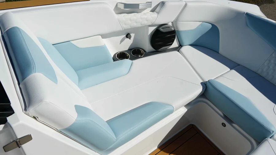 2026-mastercraft-xt24-123309-image27