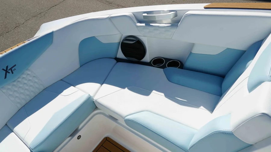 2026-mastercraft-xt24-123309-image28