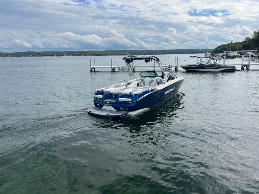 2024-mastercraft-xt24-123310-image16