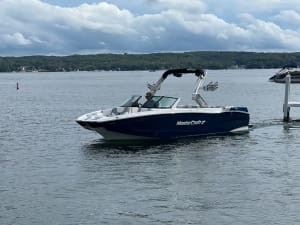 2024-mastercraft-xt24-123310-image3
