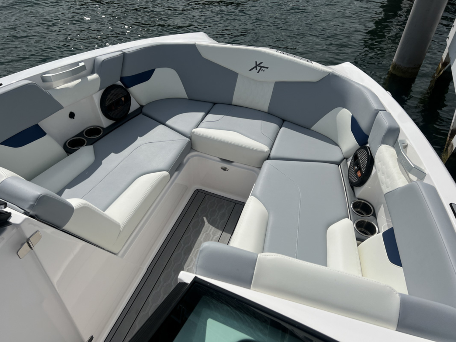 2024 MasterCraft XT24