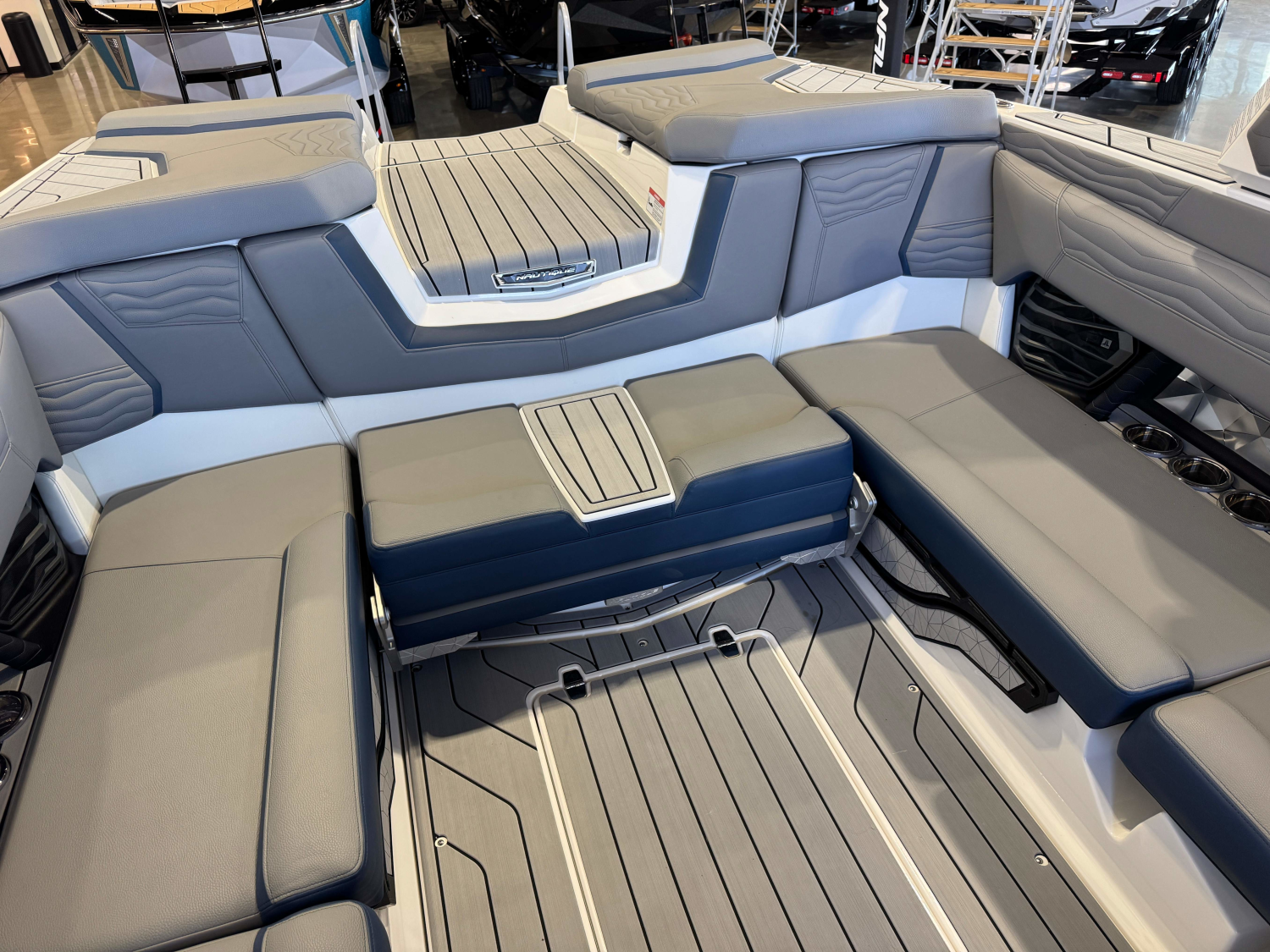 2025 Nautique Super Air Nautique G23