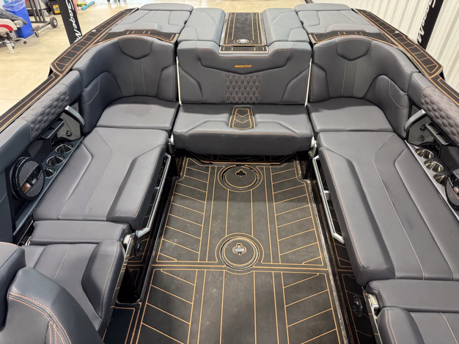 2023-mastercraft-xt24-141959-image24