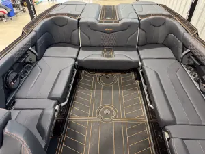 2023-mastercraft-xt24-141959-image24