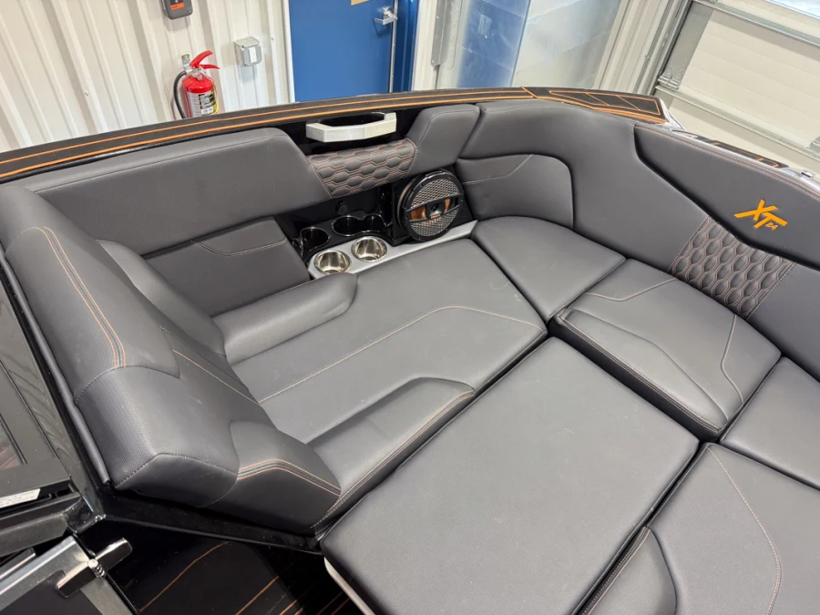 2023-mastercraft-xt24-141959-image30