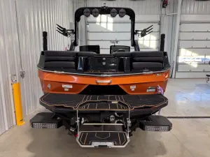 2023-mastercraft-xt24-141959-image4