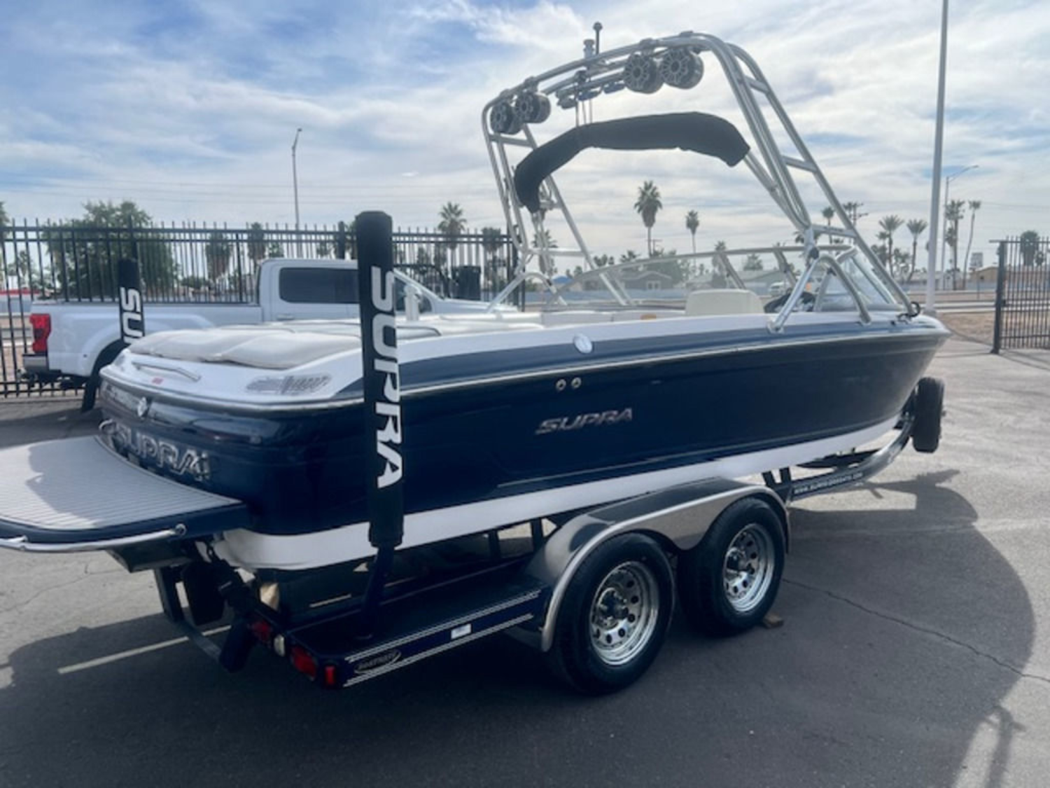 2004 Supra Launch 22 SSV