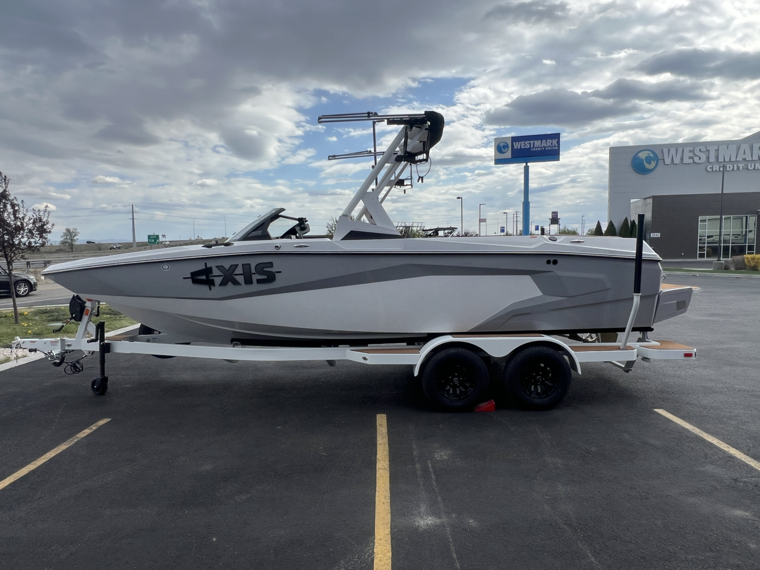 2025 Axis Wake Research A225