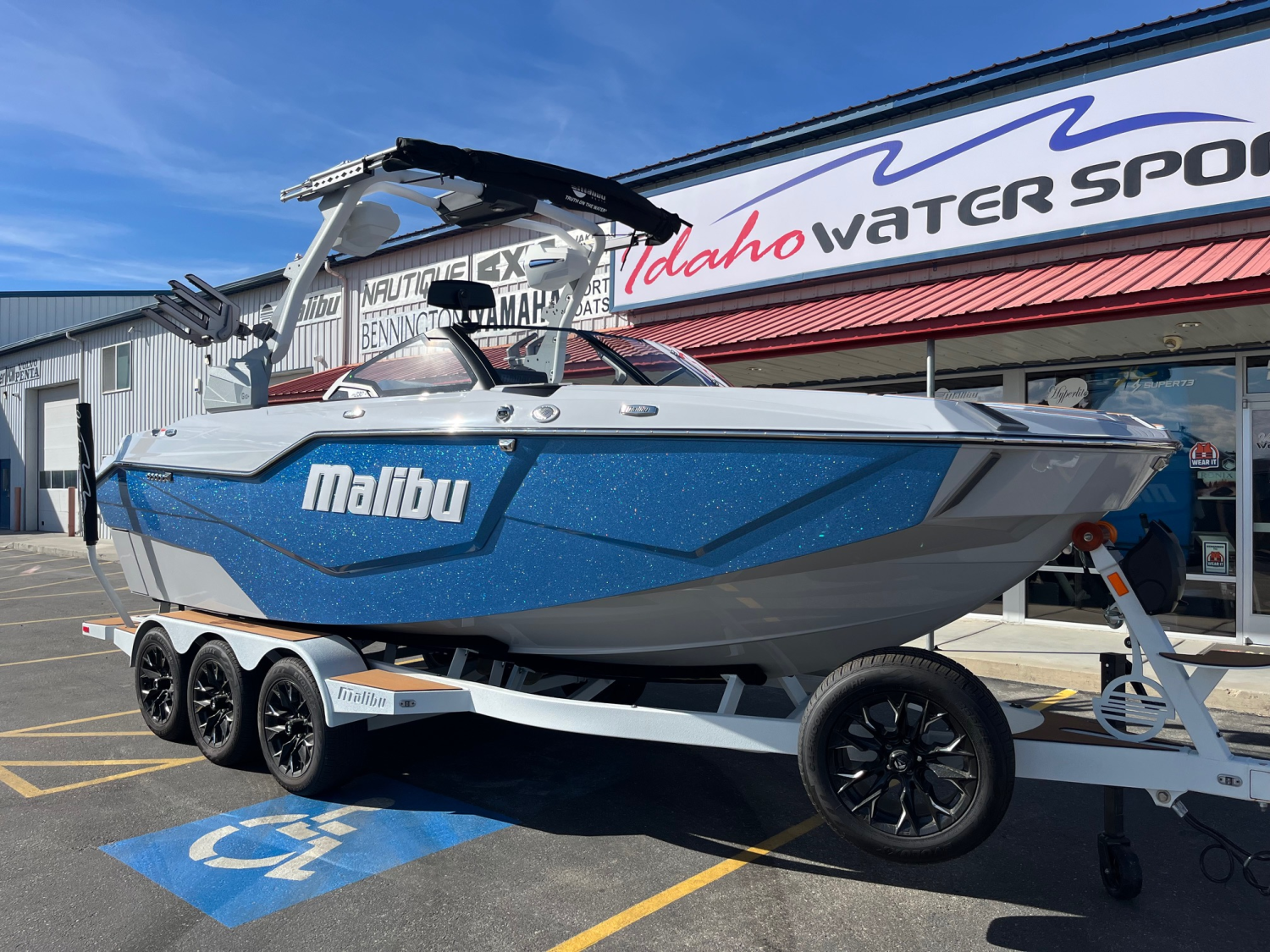 2025 Malibu Boats M230