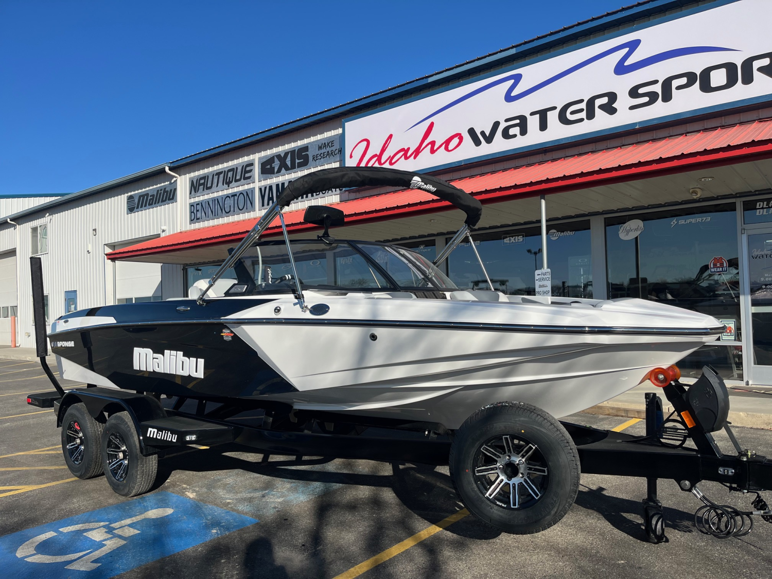 2025 Malibu Boats TXi MO