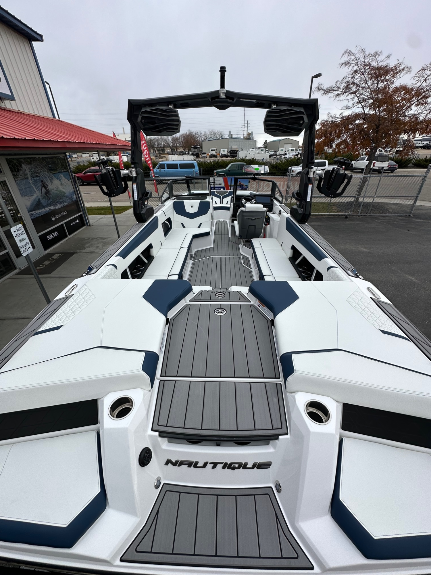 2025 Nautique GS24