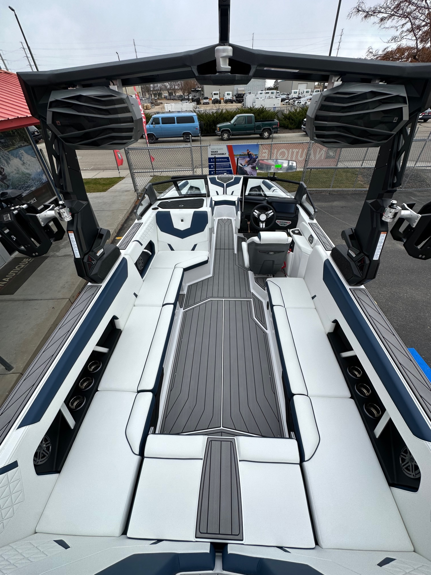 2025 Nautique GS24