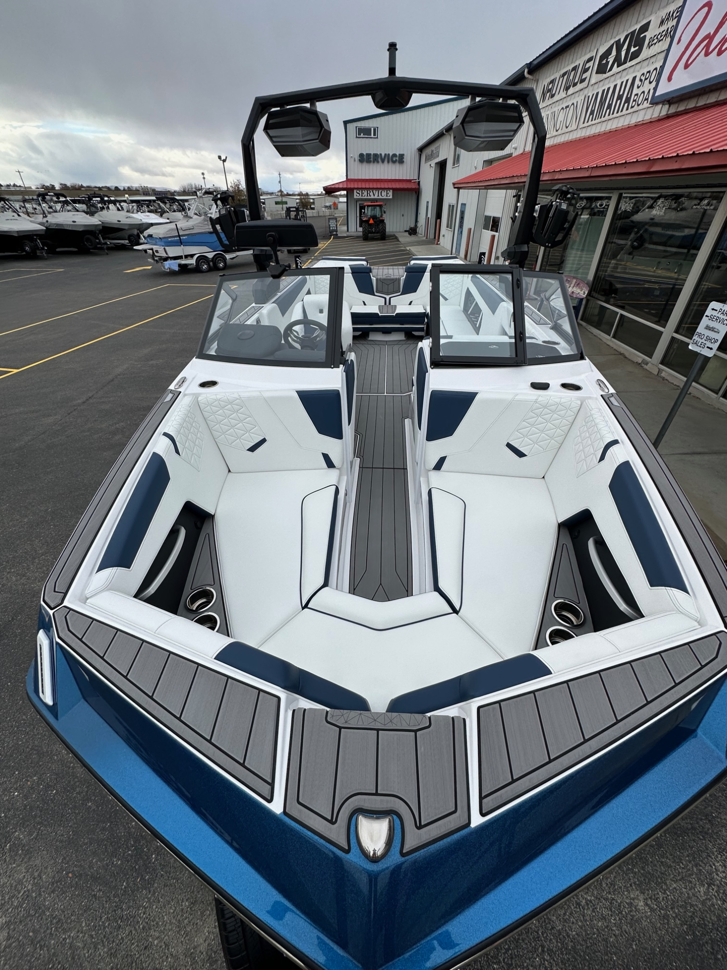 2025 Nautique GS24