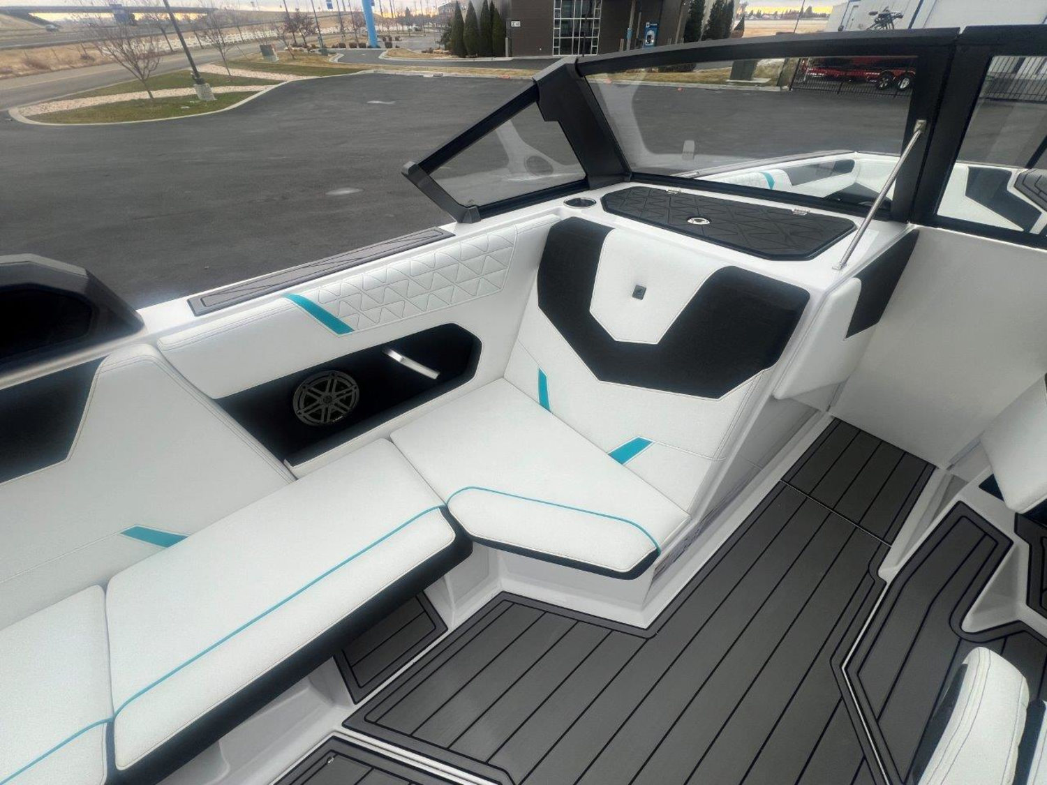 2025 Nautique GS24