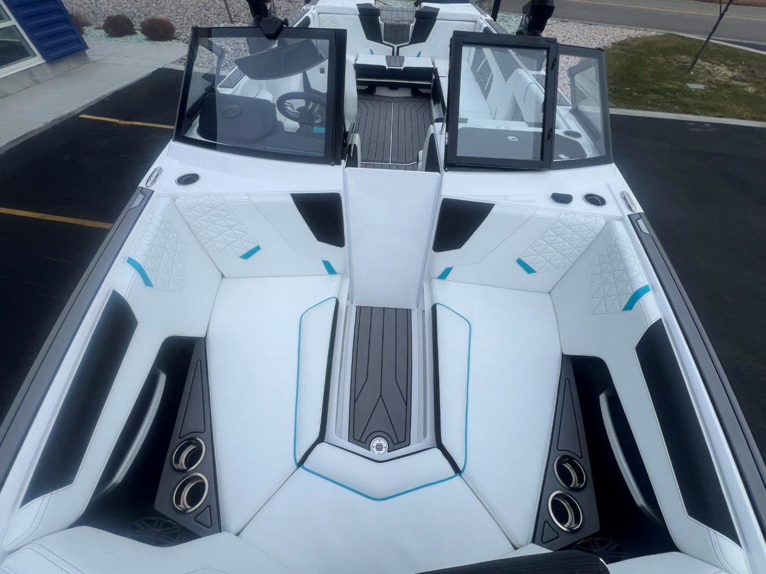 2025 Nautique GS24
