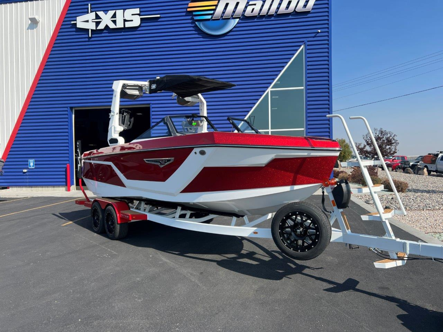2025 Nautique S23