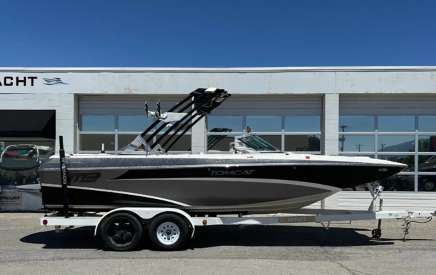 2014 24' MB Sports "F-24 Tomcat" Bowrider