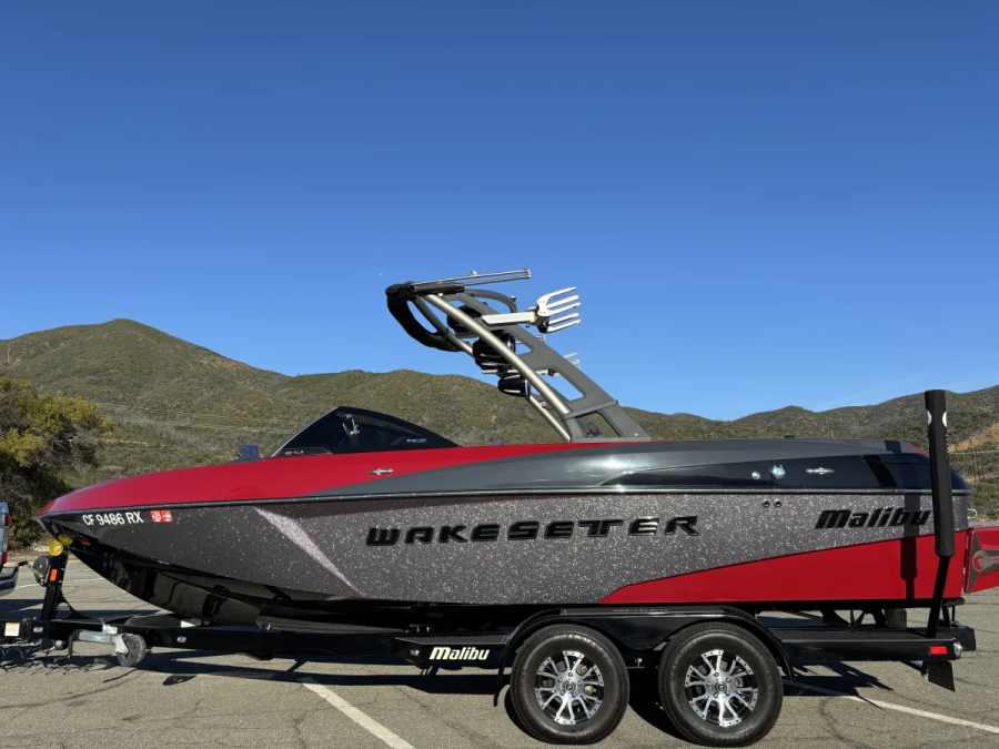 2016 Malibu Boats Wakesetter VLX for sale in Anderson, California