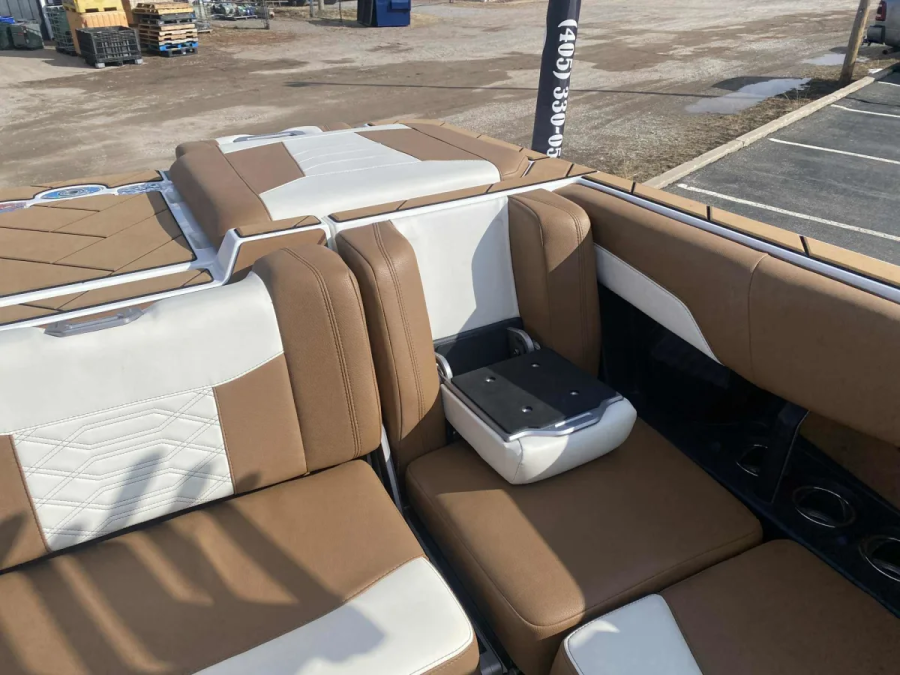 2022 Malibu Boats Wakesetter 25 LSV for sale in Edmond, Oklahoma