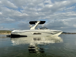 2021 Malibu Boats Wakesetter 25 LSV for sale in Volente, Texas