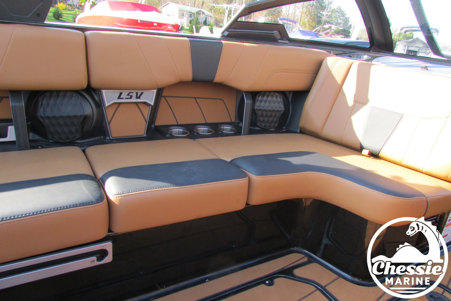 2022 Malibu 23 LSV