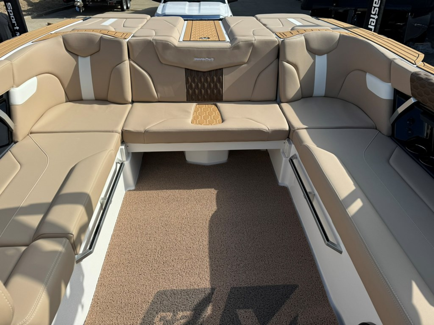 2026 MasterCraft XT23