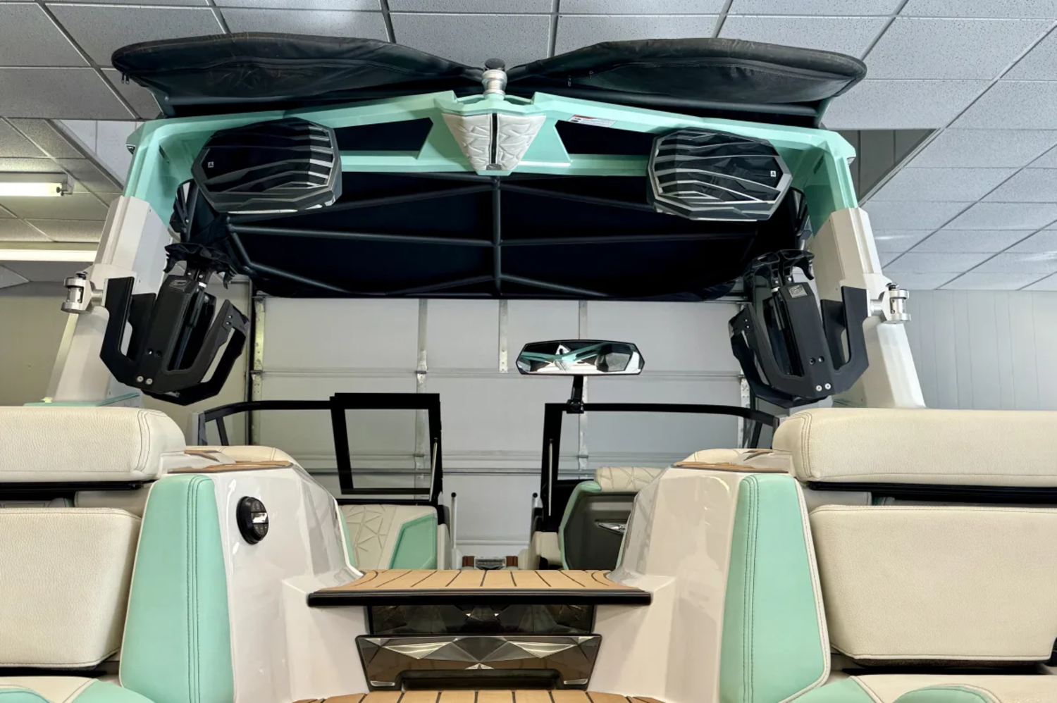 2023 Nautique Paragon 23