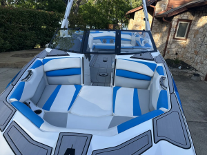 2019 Axis Boats A24 for sale in Shady Shores, Texas