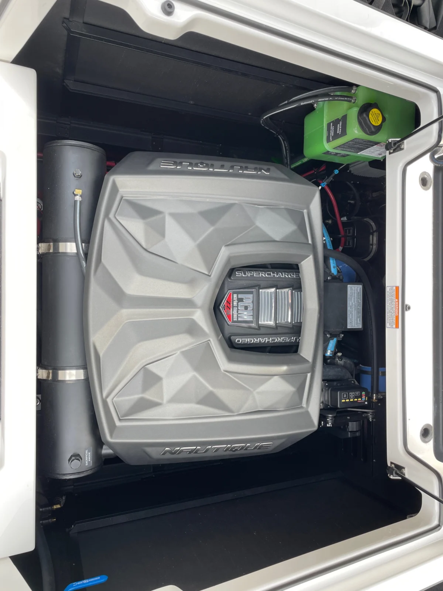 2025 NAUTIQUE G25 W/ZZ8S 630HP SUPERCHARGED POWER PLANT.  ONLY 20 HOURS!