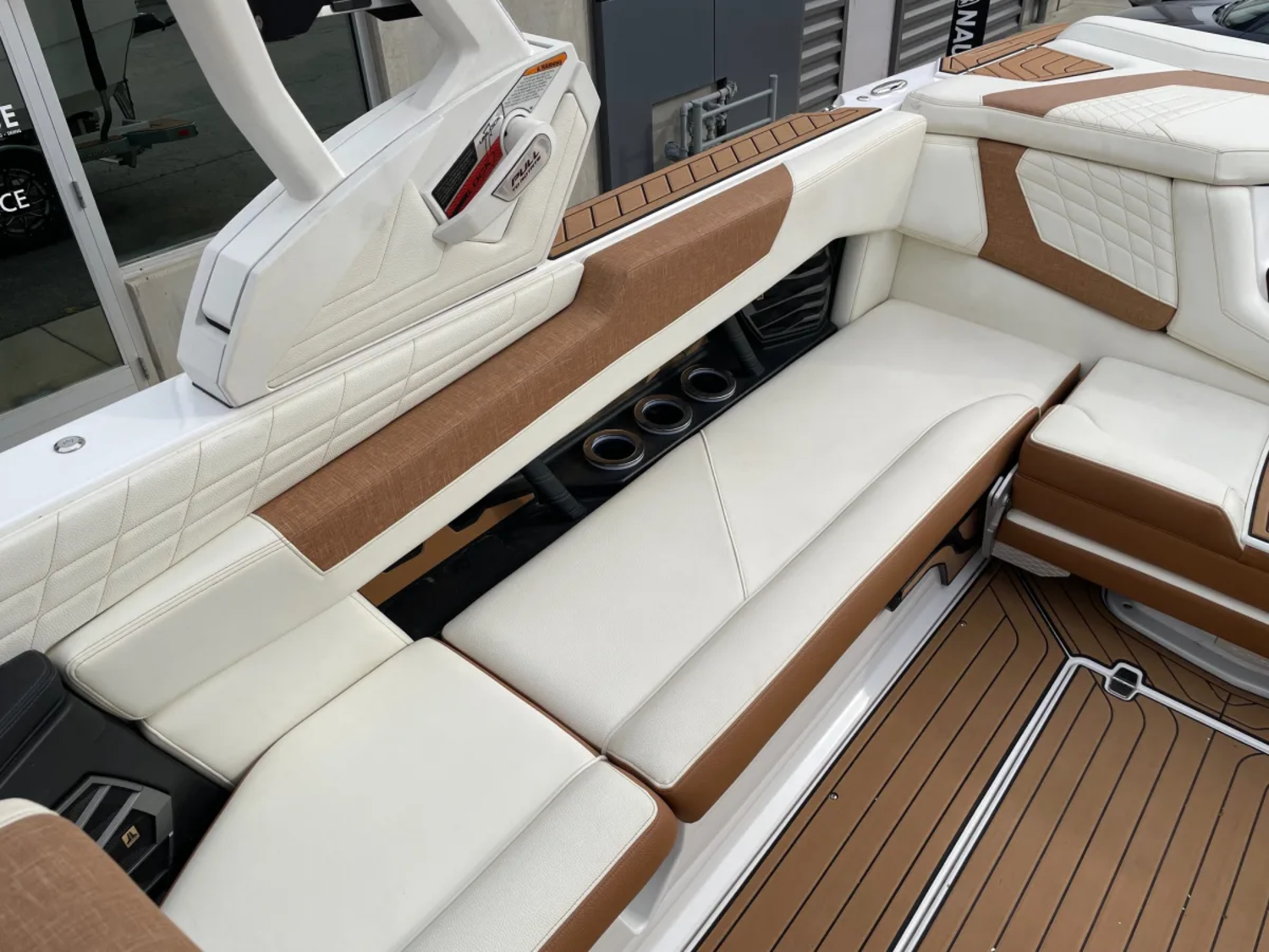 2021 Nautique G25 W/ZZ8 600HP SuperCharged Power Plant. Only 109 HOURS!