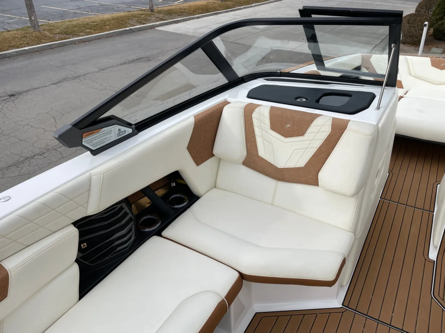 2021 Nautique G25 W/ZZ8 600HP SuperCharged Power Plant. Only 109 HOURS!